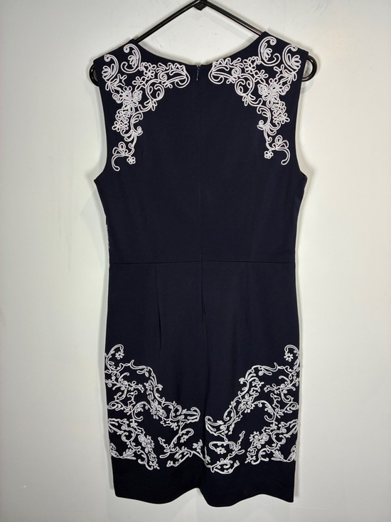 Karen Millen Embroidered Sheath Midi Dress Navy White Floral US 14 Karen Millen Embroidered Sheath Midi Dress Navy White Floral US 14